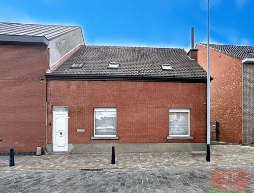                                         Maison à vendre à Bavegem, € 279.000
