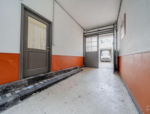                                         Entrepôt à vendre à Bressoux, € 39.000
