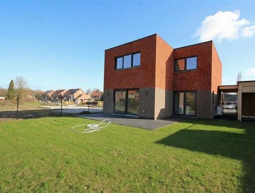                                         Woning te koop in Vaulx, € 399.000
