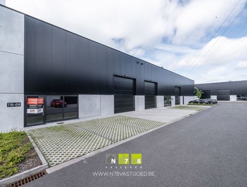                                        Bâtiment d’entreprise à vendre à Genk, € 361.775
