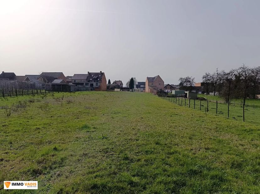 Terrain à vendre
                    à 3740 Mopertingen