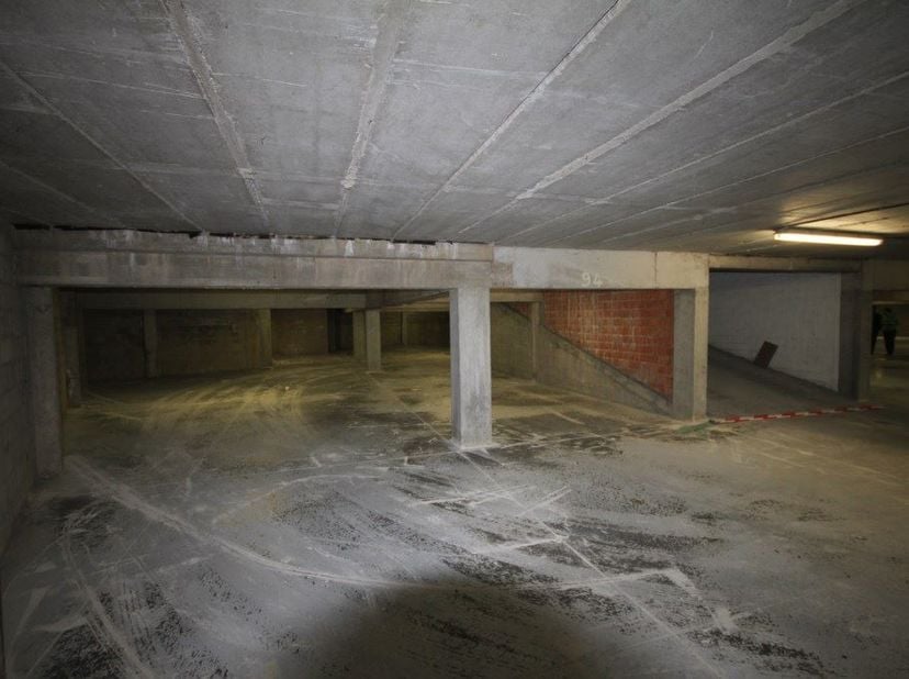 Garage à louer
                    à 3800 Sint-Truiden
