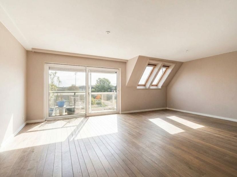 Appartement te koop in Stormestraat 73 bus 32,
                    8790 Waregem