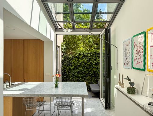                                         Woning te koop in Berchem, € 925.000
