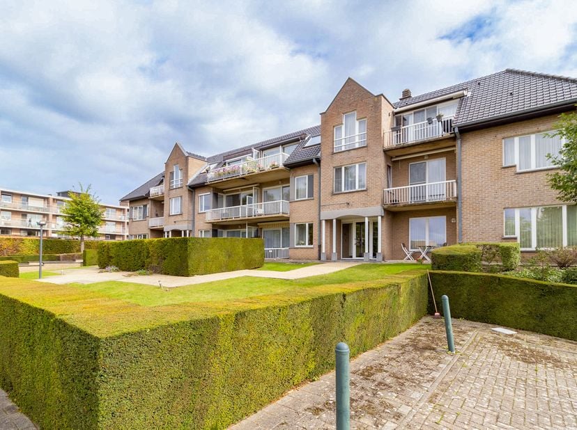 KORTENBERG (Centrum) - Ruim appartement gelegen in de Residentie Iris, nabij het centrum van Kortenberg, op wandelafstand van winkels, bus en trein. D