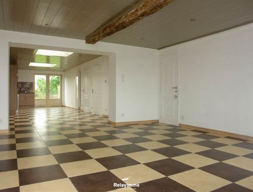                                         Woning te huur in Roucourt, € 820
