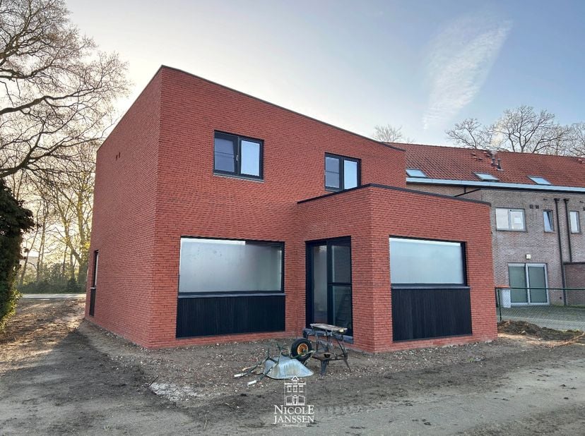 Maison à vendre
                    à 3640 Kessenich