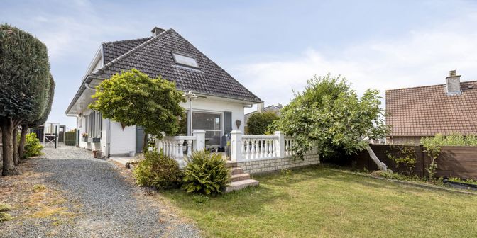 Maison à vendre à Begoniastraat 32, 1600 Sint-Pieters-Leeuw