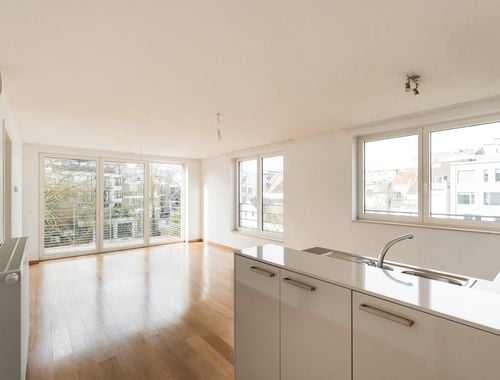                                         Appartement à louer à Auderghem, € 1.200

