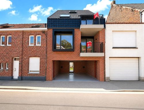                                         Appartement à louer à Dadizele, € 875
