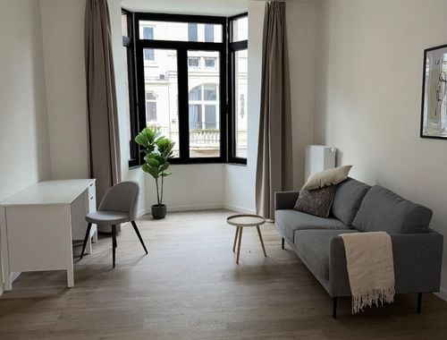                                         Studio met slaaphoek te huur in Leuven, € 1.195
