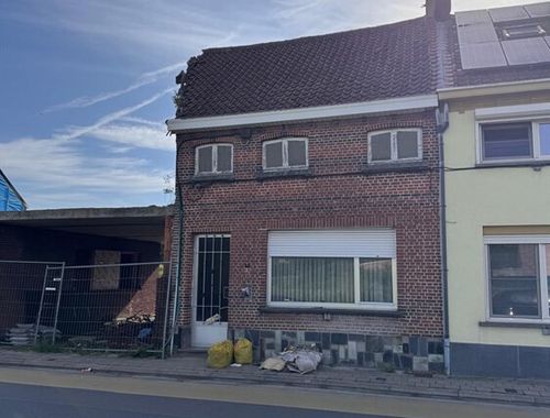                                         Maison à vendre à Hamme, € 99.000
