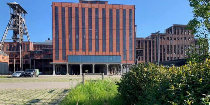 Bien professionnel à vendre à 3580 Beringen