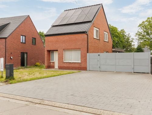                                         Maison à vendre à Mol, € 324.000
