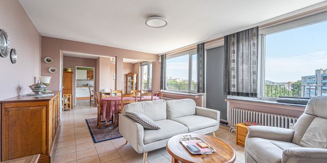 Appartement te koop in 6000 Charleroi