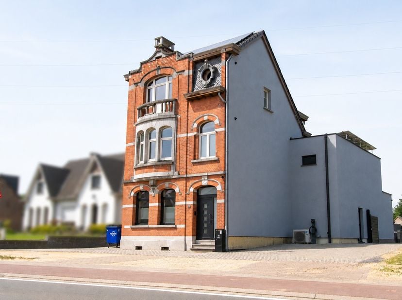 Huis te koop in Steenweg 81,
                    9473 Welle