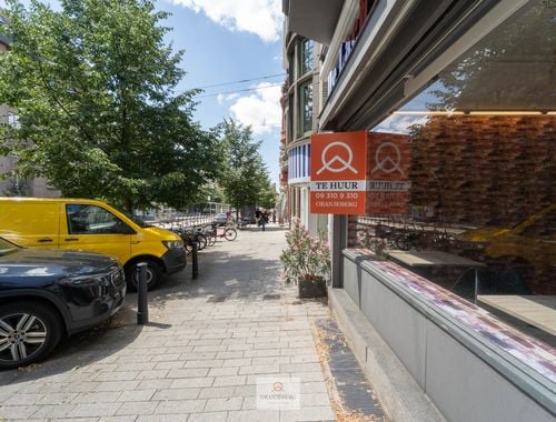                                        Handelspand te huur in Gent, € 1.500
