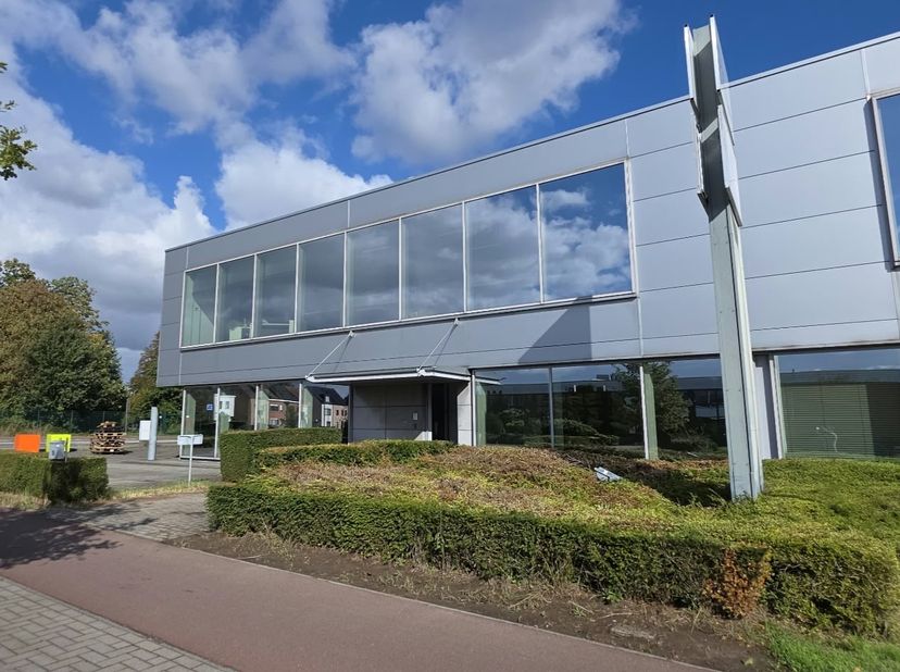 Bedrijfsvastgoed te huur in Terbekehofdreef 66,
                    2610 Wilrijk