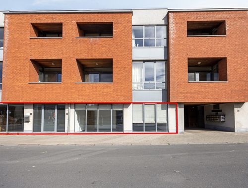                                         Kantoor te koop in Halle, € 370.000
