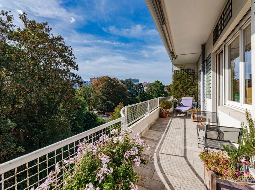 Appartement à vendre à Avenue Bel-Air 32,
                    1180 Uccle