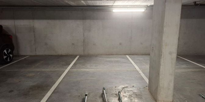 Garage te huur in Wijmenput 2, 9300 Aalst