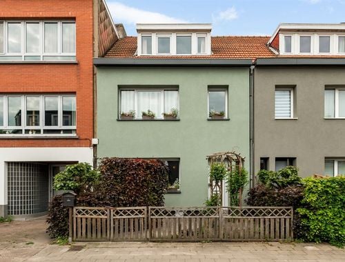                                         Maison unifamiliale à vendre à Schoten, € 369.000
