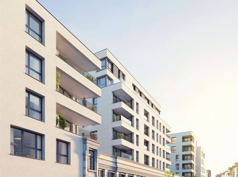Bien professionnel à vendre
                    à 1050 Ixelles