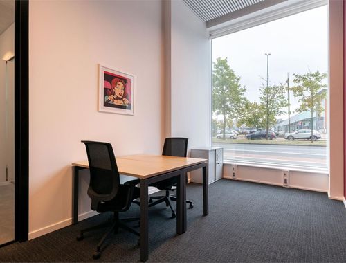                                         Kantoor te huur in Anderlecht, € 459
