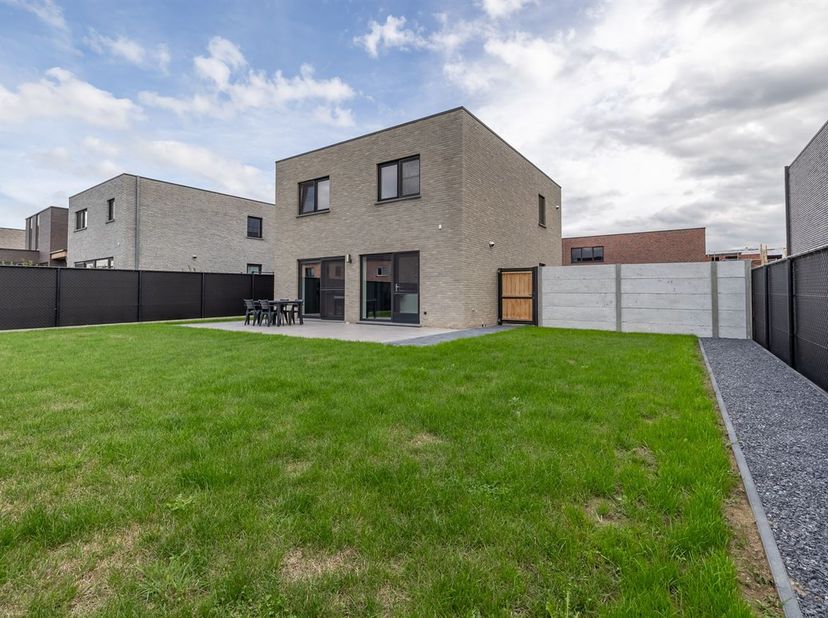 Huis te koop in Perzikenlaan 6,
                    3270 Scherpenheuvel