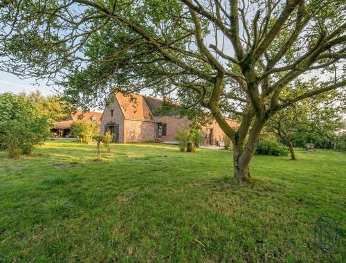                                         Ferme à vendre à Montroeul-au-Bois, € 435.000

