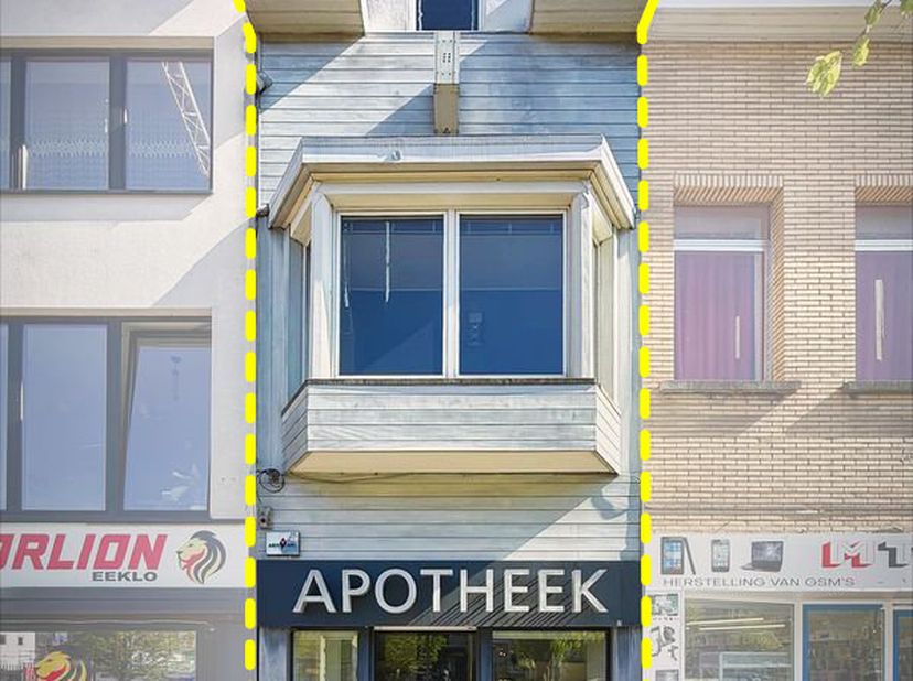 Op een uitstekende commerciële topligging in de Stationsstraat te Eeklo bevindt zich dit veelzijdige handelshuis met voormalige apotheek en bovenligge