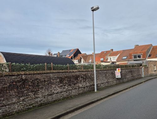                                         Maison d’angle à vendre à Brugge, € 388.900
