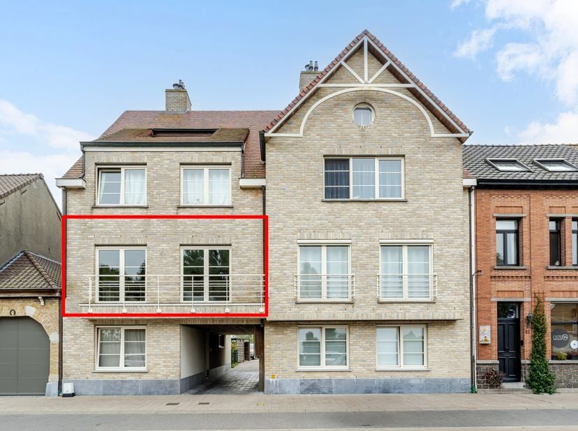 Appartement à vendre à Keiemdorpstraat 84 boîte 1.1.,
                    8600 Keiem