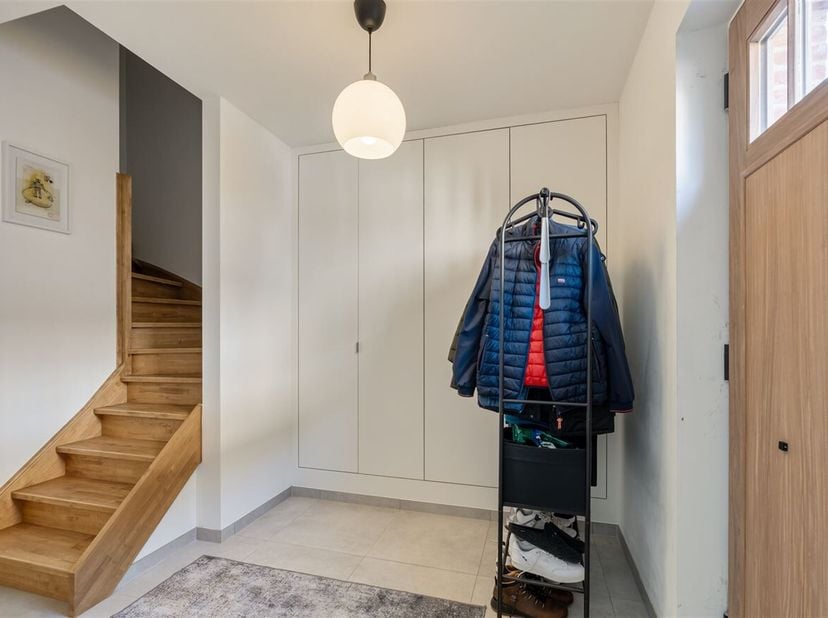 Energiezuinige HOB met 3 slaapkamers in Kozen<br />
Rustig wonen met vlotte bereikbaarheid<br />
In de Paenhuysstraat te Kozen, deelgemeente van Nieuw