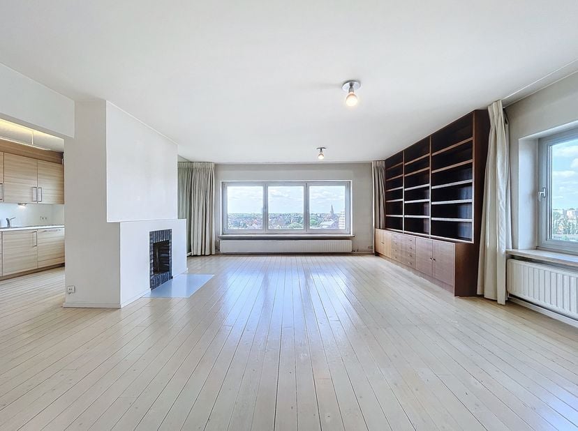 Demandez une visite à https://www.immodavinci.be/nl/te-huur - Allez sur la propriété qui vous intéresse et appuyez sur le bouton « Demander une visite