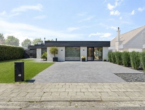                                         Bungalow te koop in Overmere, € 620.000
