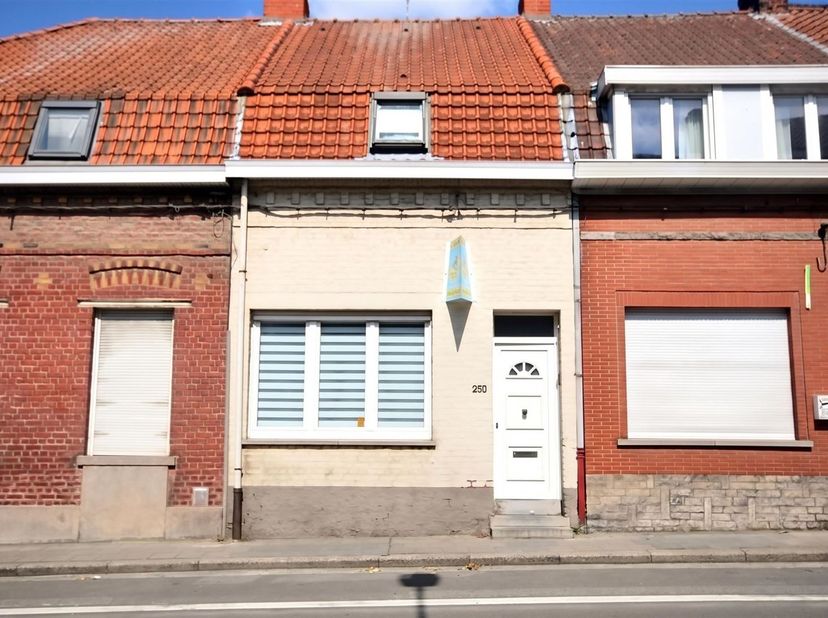 Maison à vendre à ,
                    7700 Mouscron