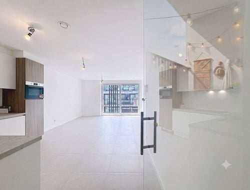                                         Appartement te huur in Oostende, € 850
