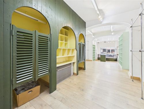                                         Kantoor te koop in Moeskroen, € 149.000
