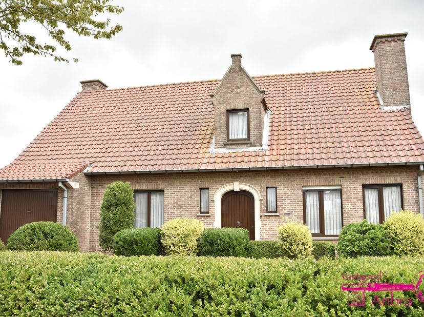 Maison à vendre
                    à 8760 Meulebeke