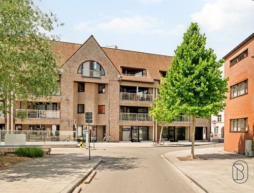                                         Appartementsgebouw te koop in Kortrijk, € 299.000

