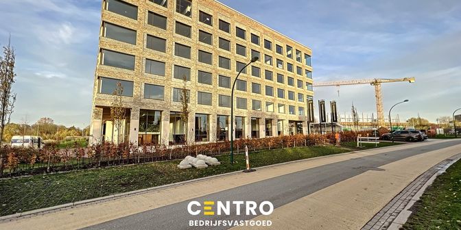 Bedrijfsvastgoed te huur in Beneluxpark 26, 8500 Kortrijk