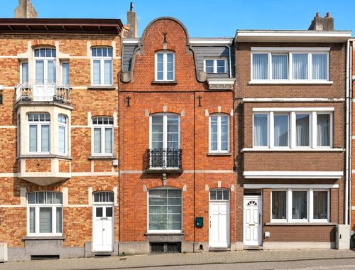                                         Woning te huur in Sint-Pieters-Woluwe, € 2.900
