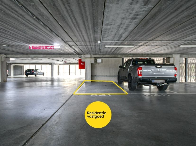 Garage à vendre
                    à 8370 Blankenberge