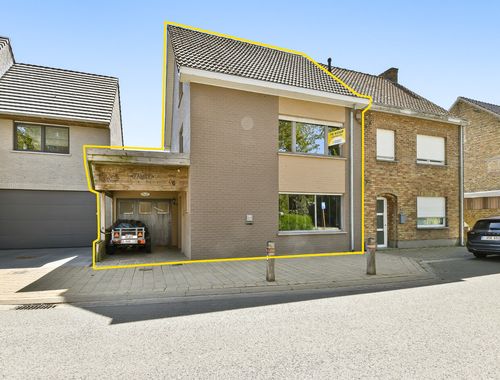                                         Maison à vendre à Gistel, € 299.000
