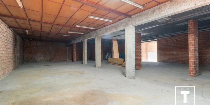 Bedrijfsvastgoed te koop in Perzikstraat 51/53, 9000 Gent