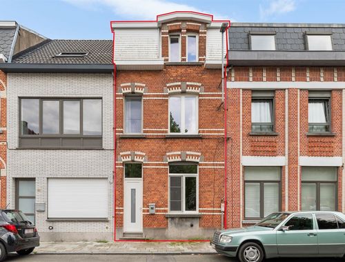                                         Maison unifamiliale à vendre à Sint-Niklaas, € 269.000
