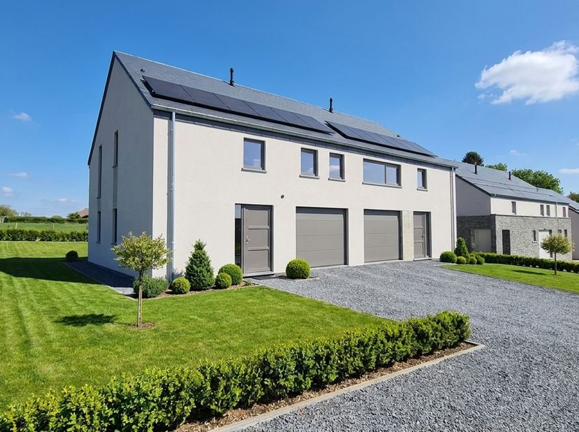 Huis te koop in Rue Saint-Blaise 12,
                    6860 Mellier