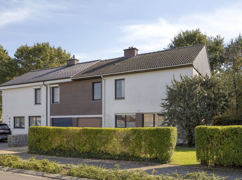 Huis te koop in Krokuslaan 49,
                    2460 Lichtaart