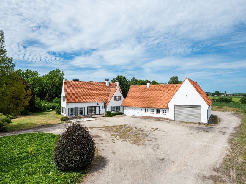 Huis te koop in Leopoldlaan 70,
                    9900 Eeklo